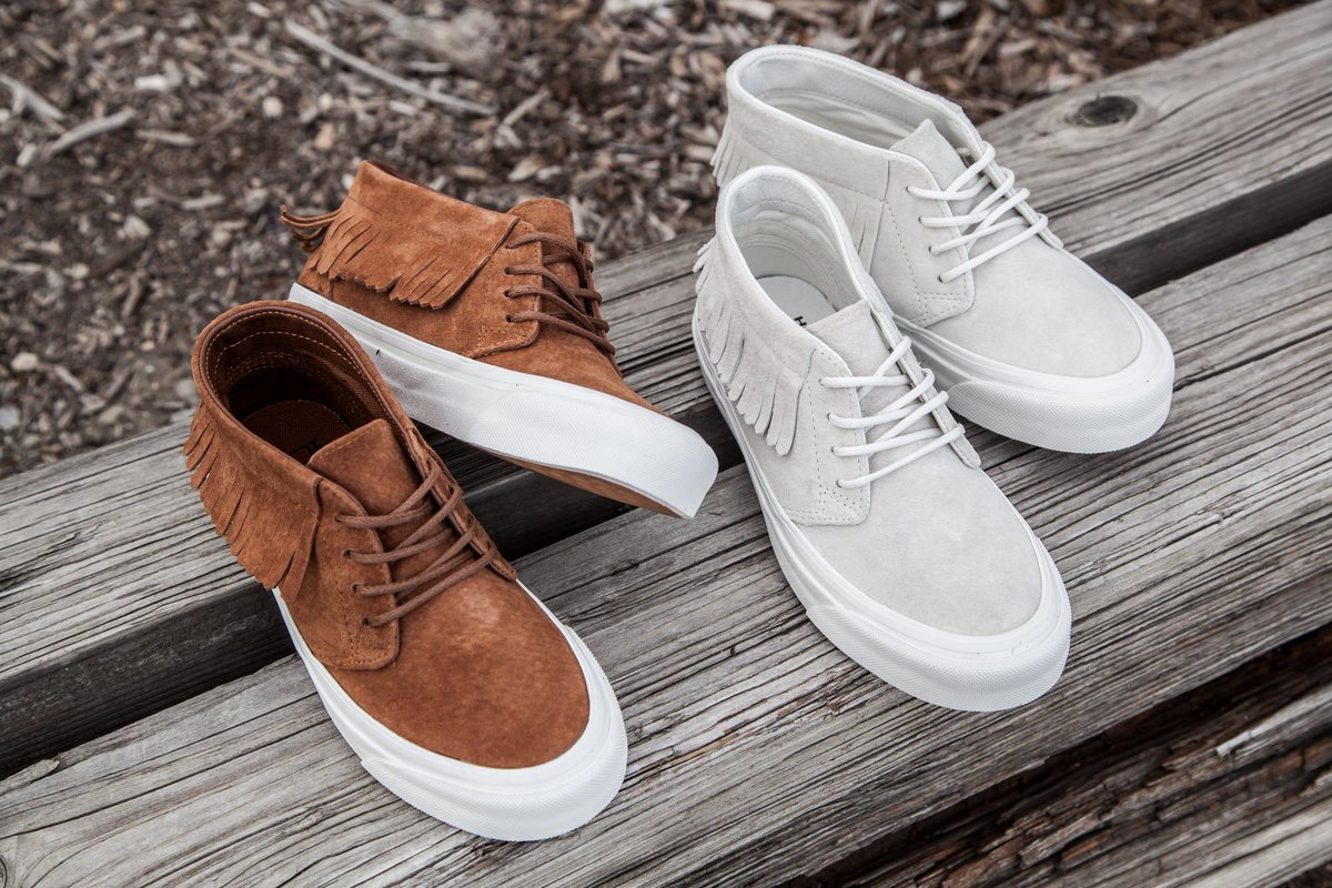 vans chukka moc