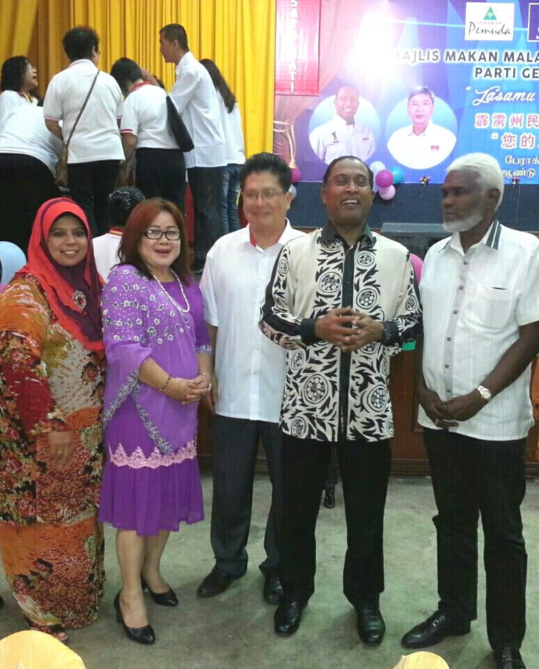 helentpg's tweet photo. Menghadiri Majlis Makan Malam Parti Gerakan Negeri Perak di Taiping. @m_kayveas @ArasuPpp @ZambryOfficial https://t.co/1WsQCjZOK4