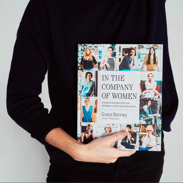 Rentivist's tweet photo. Who Run the World? #Womenpreneurs

U saw them on our #RealTalk blog, now @clairemazur &amp; @ericacerulo of @ofakind are in @designsponge's book https://t.co/AeXysvGxAc