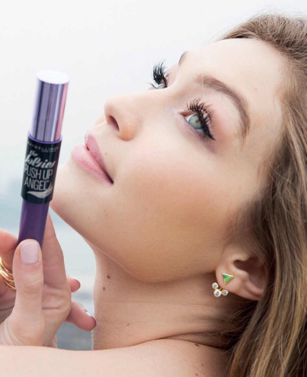 Gigi Hadid Brasil tweet media