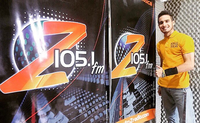 RonaldDiBlasi's tweet photo. Gracias por la invitación y la entrevista bro @fenderland 🤘🏻#Switchea #FearStreet #RonaldDiBlasi @Z1051FM https://t.co/MlsMeY3cFf