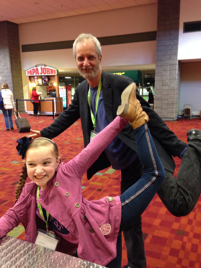 SussingOutBooks's tweet photo. .@thelivbits w/ @danfeigelson @ncte #ncte16 #balletfun #betterthanDan #niceattempt https://t.co/EIf0464Nhv