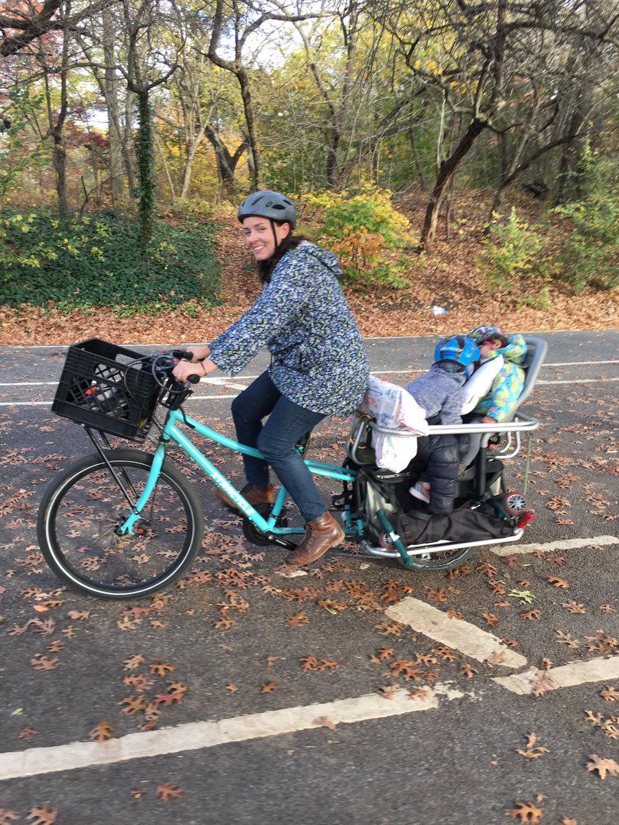 TogetherRyan's tweet photo. Up the hill in @prospectpark with @ecavanagh and sleeping kids on @xtracycle #bikenyc #fallinbrooklyn https://t.co/BWLAIGZdXj