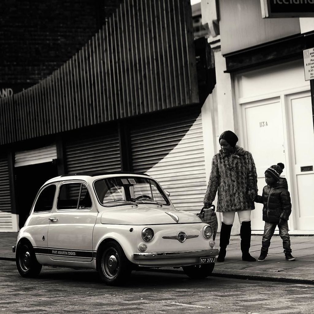 ValveBounce's tweet photo. Actual sunshine in London today #waterlooclassic #Fiat500 #arbath https://t.co/bpWbUOjkWq https://t.co/8ZvrViVEbS