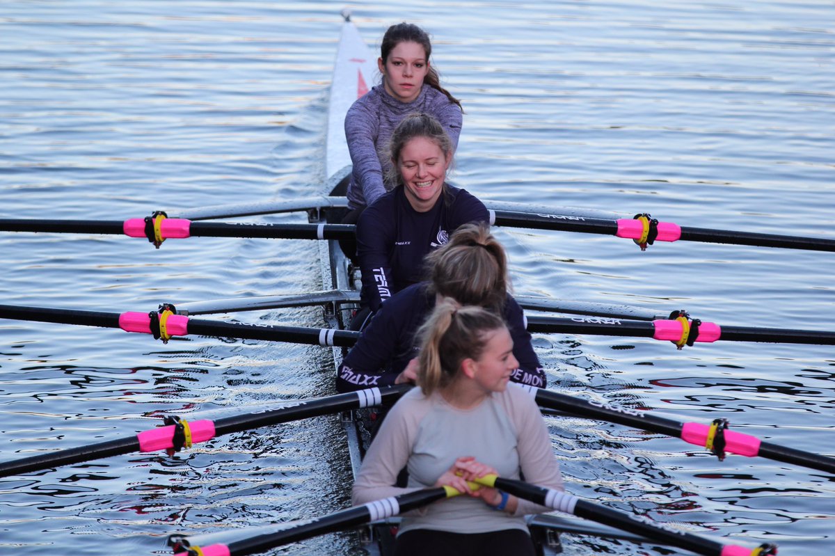 DMURowing's tweet photo. Apparently, some of us have fun when on the water #sculling ... #rowing #dmurowing @dmuleicester https://t.co/tJV0erlCzb