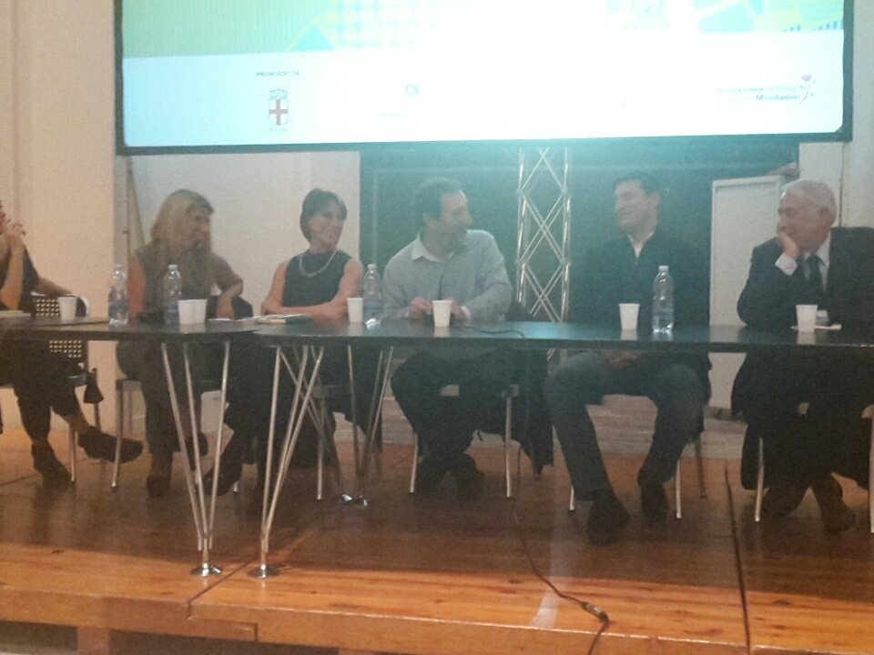 .<a href="/cinziasas/">cinzia sasso</a>: "Le donne da quando sono entrate ai vertici nel mondo del lavoro lo hanno cambiato, nell'organizzazione e nei diritti."
#BCM16