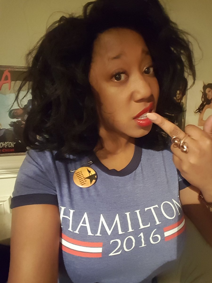 _alexyz_'s tweet photo. #boycotthamilton
Yeah right! Send me any unwanted tickets!
#hamilton2016
#HamiltonMixtape
#LoveTrumpsHate
#middlefingerformyhaters https://t.co/ASMZEiBdeh