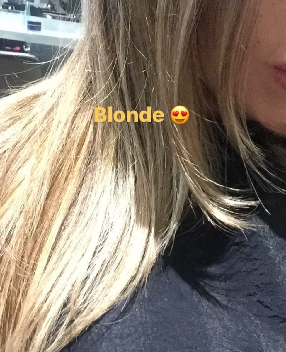 Sneek peek at new colour change for <a href="/LaurenGoodger/">Lauren Goodger♥</a> with her fresh <a href="/Easilocks/">Easilocks®</a> watch this space video to follow 📹