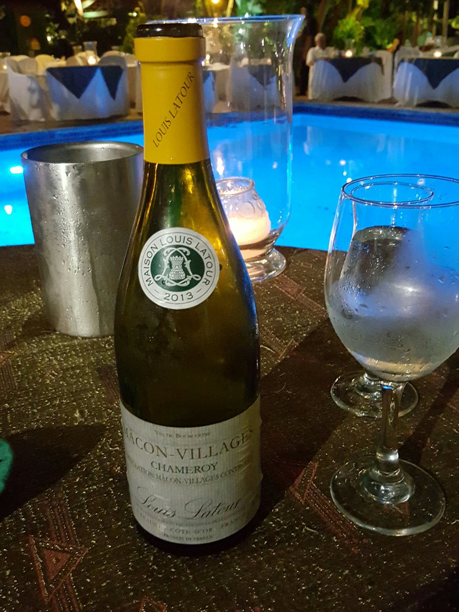 schmuling's tweet photo. Loius latour in aruba...you know when quality travels @caxtongrill @FavouriteTables @claireewragg @gemwren @husvedat https://t.co/jTQtzOwF3O