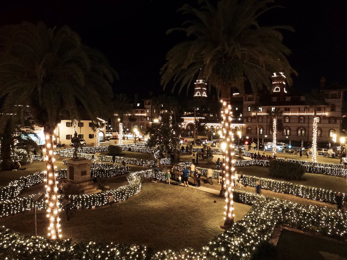 Rashworth6's tweet photo. St. Augustine's annual night of lights are a must see https://t.co/KRlDx7zwZ2