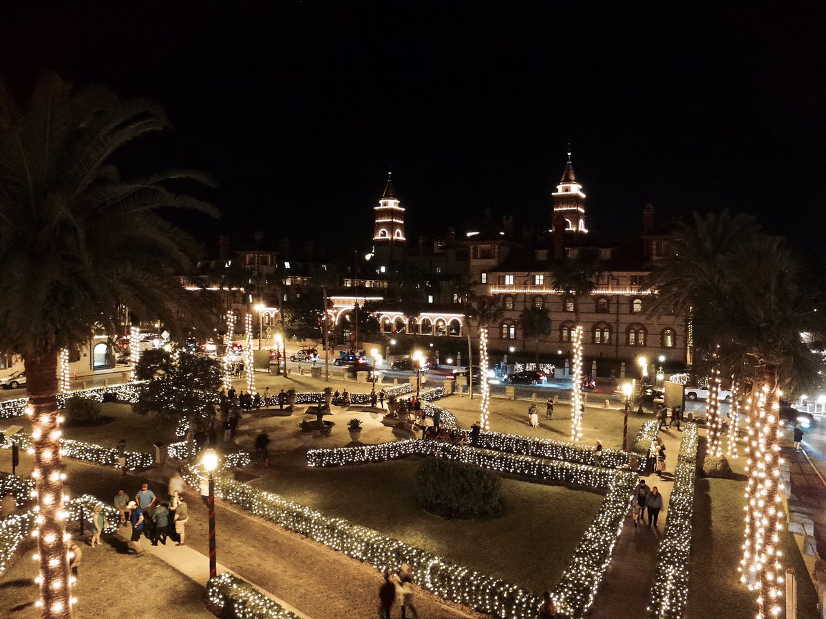 Rashworth6's tweet photo. St. Augustine's annual night of lights are a must see https://t.co/KRlDx7zwZ2