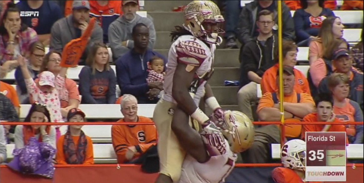 Dalvin Cook scores 4 TDs, breaks Warrick Dunn's career rushing record at FSU in win vs Cuse bit.ly/2fQaYVM?utm_me… https://t.co/8iXKRydJJx