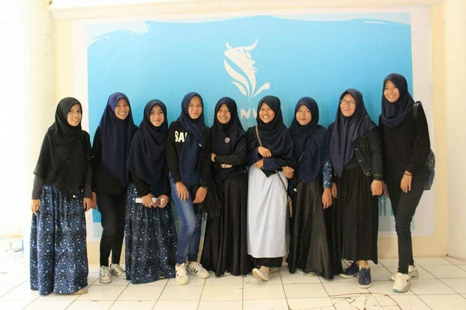 kslung1's tweet photo. Kebersamaan.
Itu adalah kata yang tepat mewakili kerja sama antara #kslung dan #himka di event #linuxparty2016 selamat buat kalian semua. https://t.co/Xt4LmndHsV