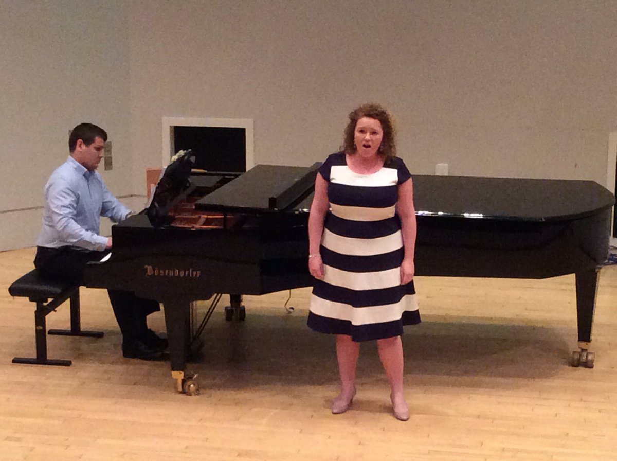 NDMBMetOpera's tweet photo. Ainsley Wray, District Winner, performs "Ach, ich fuhl's" in master class with Keith Wolfe. #NDMBMetOpera #monc16 https://t.co/9SaO5zjkyn