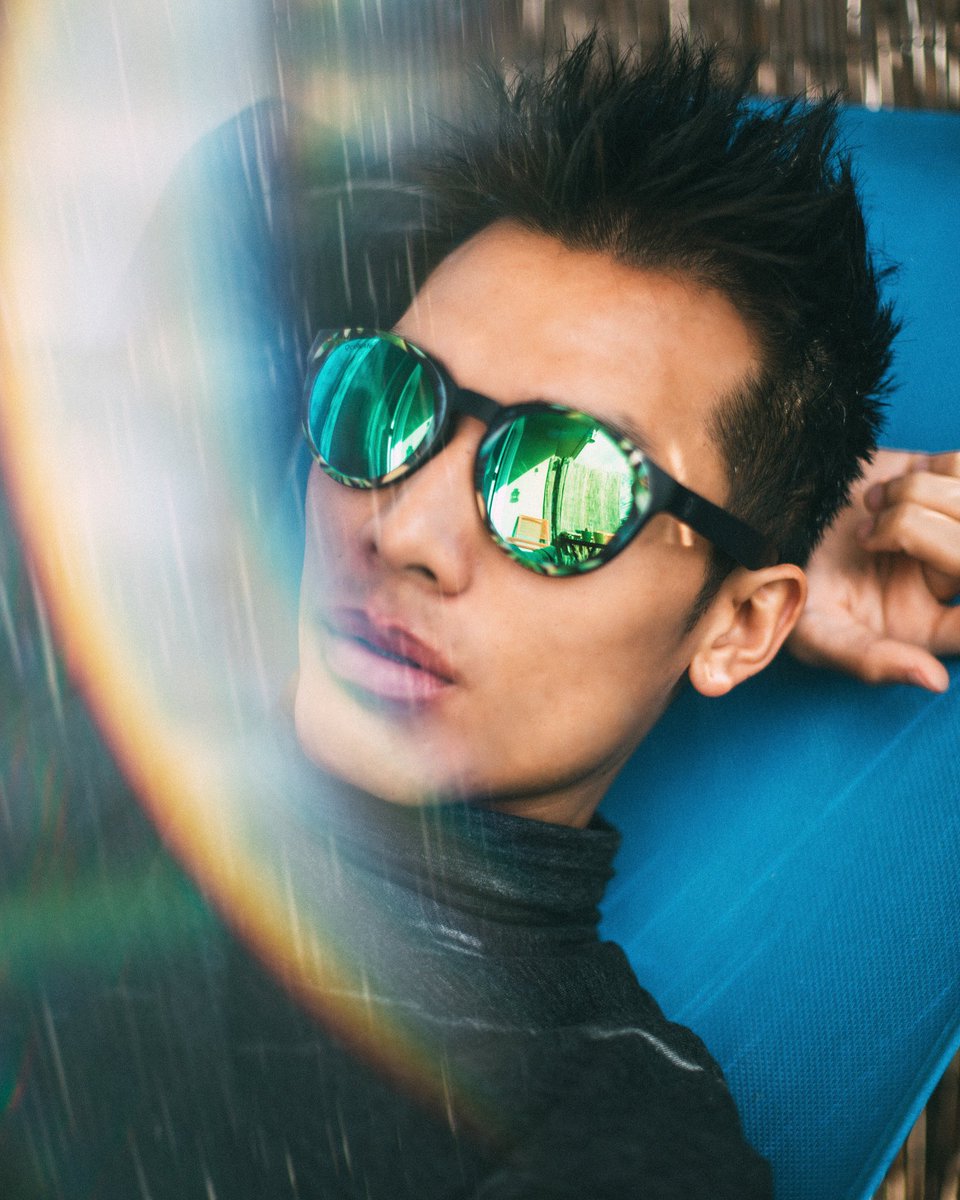 DathiasGodfrey's tweet photo. SaturDaze with @oculuste sunglasses. #oculuste
Shot by @thestreetsensei
#ModernManJournal https://t.co/YwdrcHwwAe