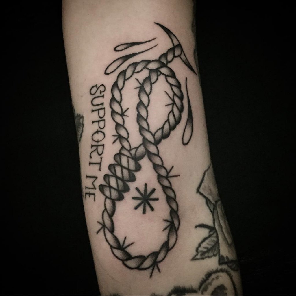 BlueBloodTattoo's tweet photo. Support me by Murray! Follow https://t.co/JCvuibC4pT and https://t.co/hnoBSgTa2g #bluebloodcustomtattoos https://t.co/pIJMIwWxlS