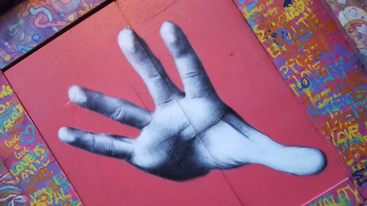 woohola's tweet photo. @STREET_ART_UK Hello and Welcome to #streetphotography #StreetArt #themartiway in #Belfast https://t.co/LA6mRv1v74