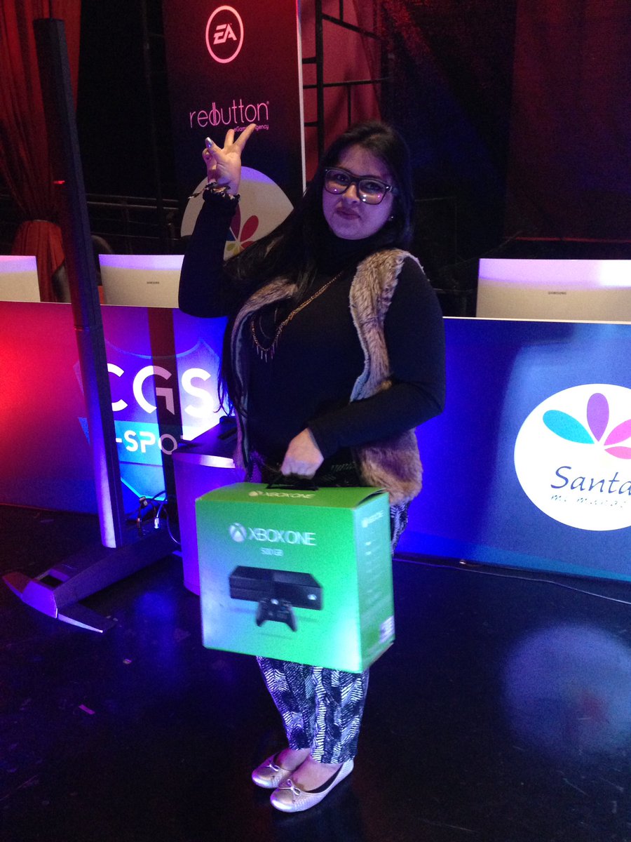 ColGameShow's tweet image. Sully Fernández es nuestra ganadora de la noche en nuestro sorteo Battlefield. Felicidades para ella!!