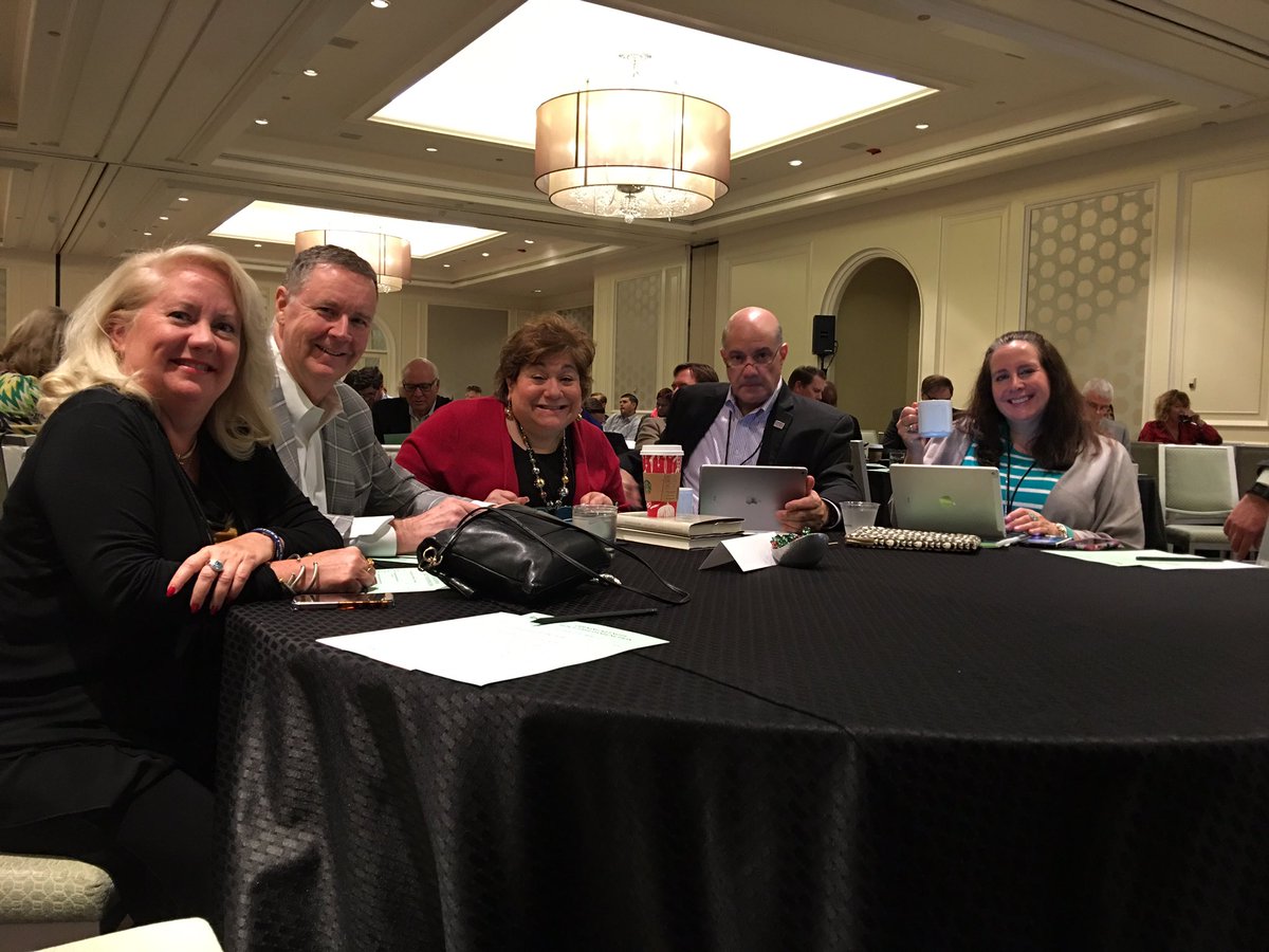 KatrinaIserman's tweet photo. @SGACNews #LPC2016
 @nbukar @Jackie_Tiger https://t.co/w7Cgwv0CaL