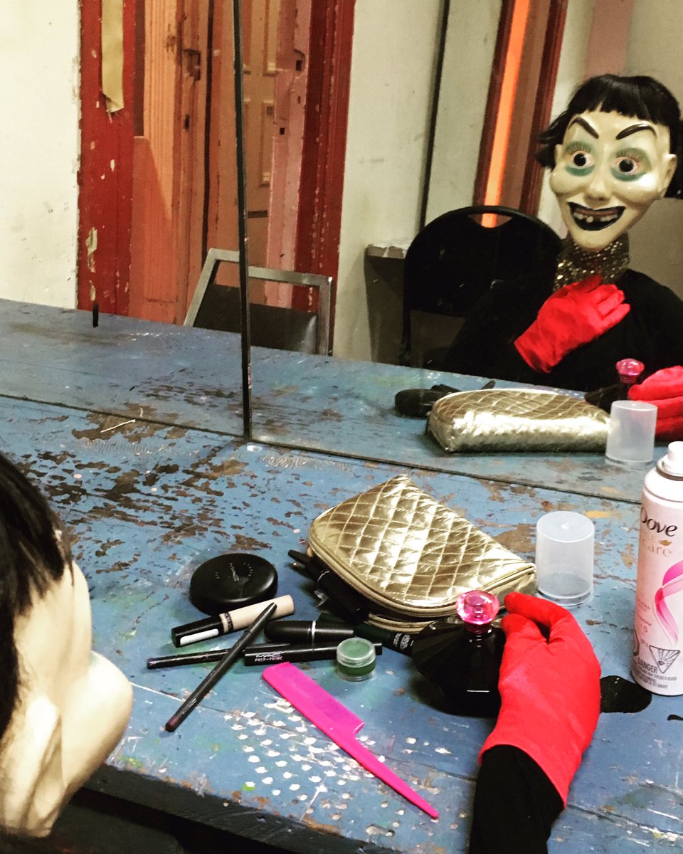 LydiaThePuppet's tweet image. Feeling nostalgic in this old #vaudeville theatre. #glamourpuppet #notadayover20 #vogue