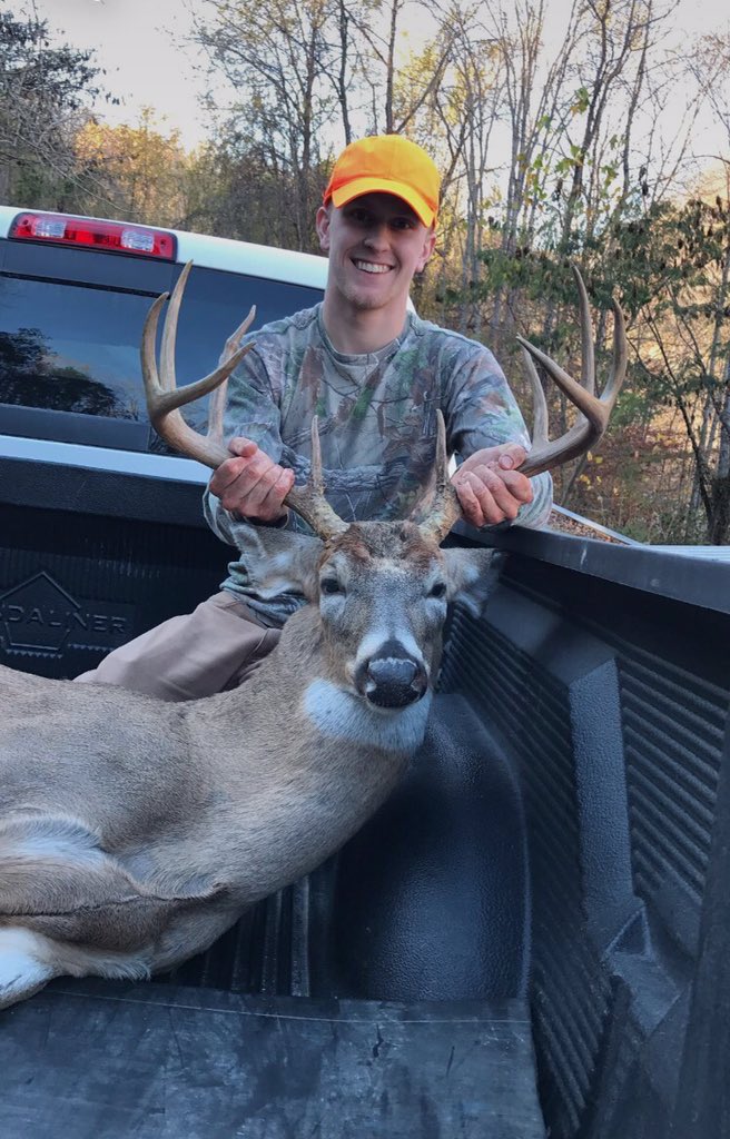 .<a href="/SethMelton4/">Seth Melton</a> with a great SE KY buck