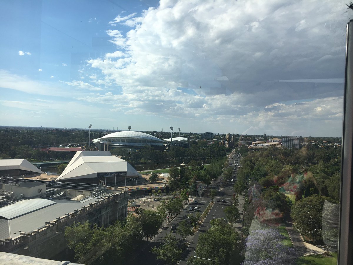 Kristy__Taylor's tweet photo. Cracking day in #adelaide ☀️@theadelaideoval @southaustralia #hioffice #2KW #hellosun https://t.co/r9QVWDJB0R