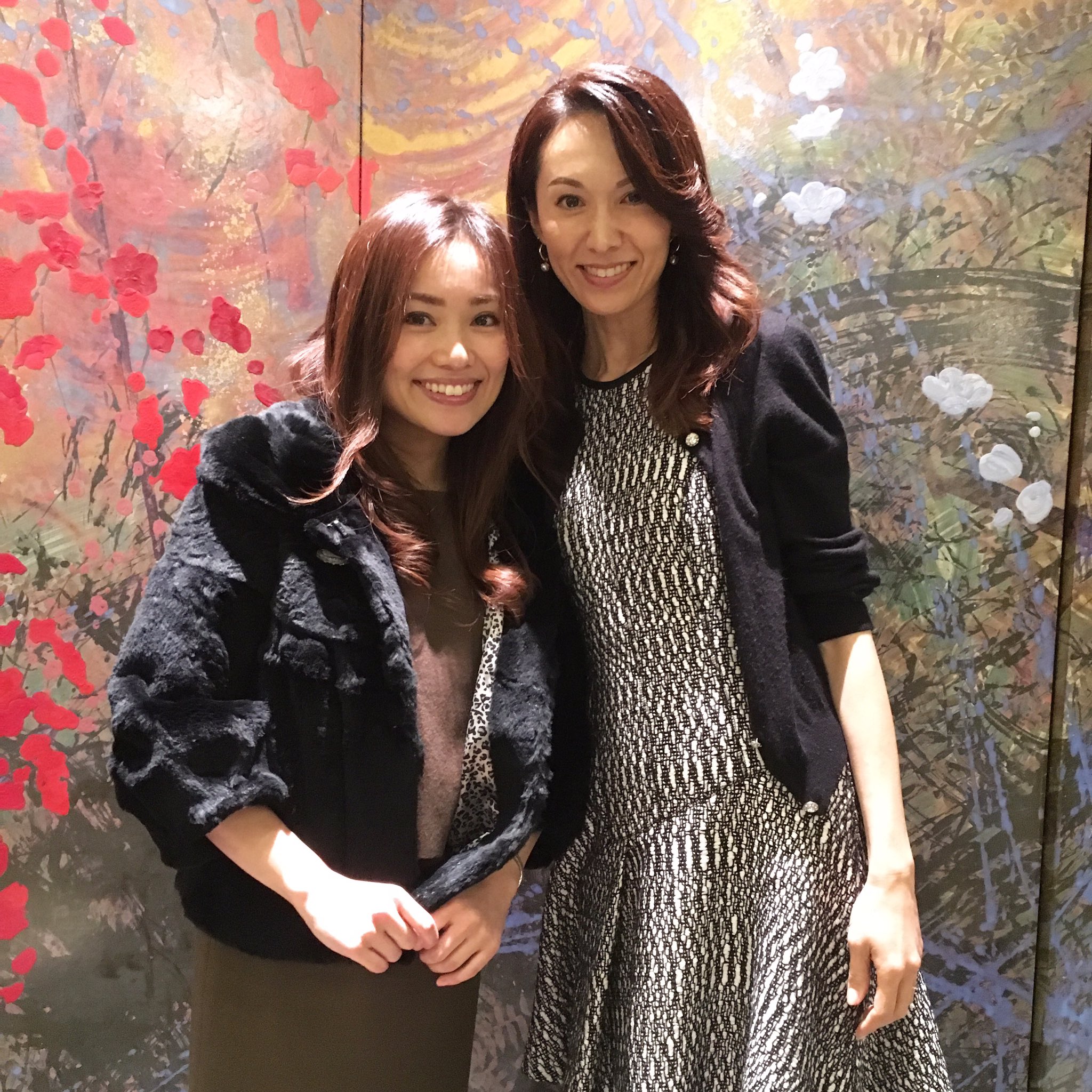 朝井麗華 すごい 綺麗 な 美女 がいるな と思って眺めていたその方が 仲良し の 国民的美魔女コンテスト ファイナリスト で モデル の 駒田奈美 さんだった いつお会いしても絶世の美女 美魔女 Team美魔女 ヨガインストラクター 美st 美活