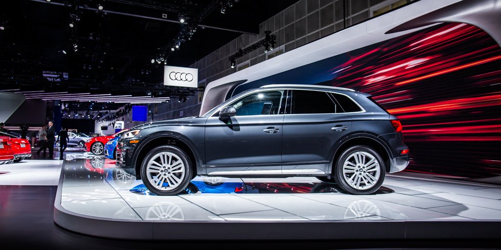 Audi's tweet image. You’ve never seen an #AudiQ5 like this—because it’s been totally redesigned. This is it’s US debut. #LAAutoShow
