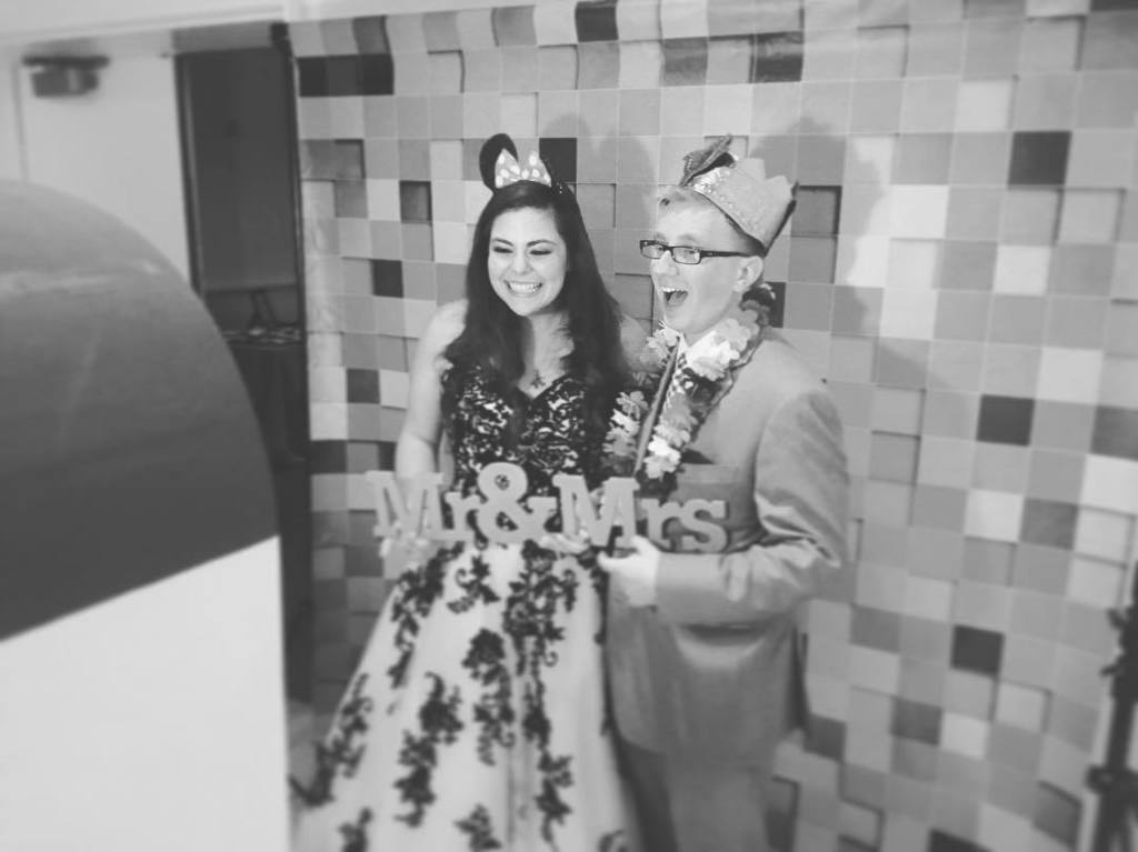 SnapboxGals's tweet photo. Congrats Rachel &amp; Zach! #itshyphening #thecohenfords https://t.co/Xms0xtwraA https://t.co/pVtNbRBHMw