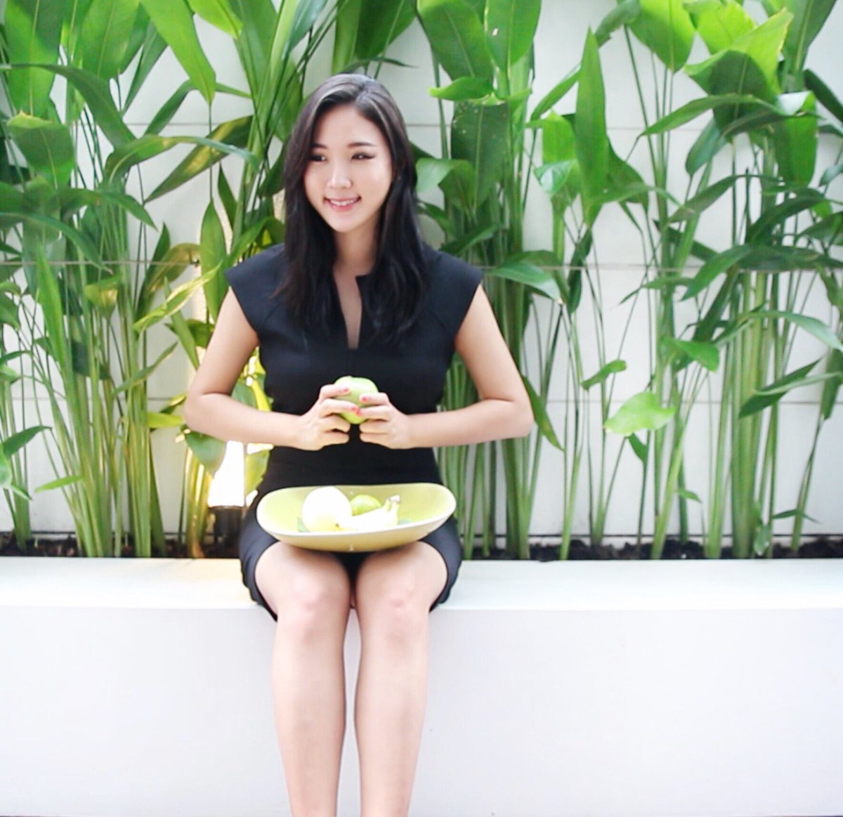 aboutliahyoo's tweet photo. 🌴💚🍏I have a terrace and fresh fruit platter to my own💚 Ask me anything! I'll try to film a Q&A soon🌴 🍉😁
#COMOmetropolitan #Bangkok https://t.co/ND13mc0ok5
