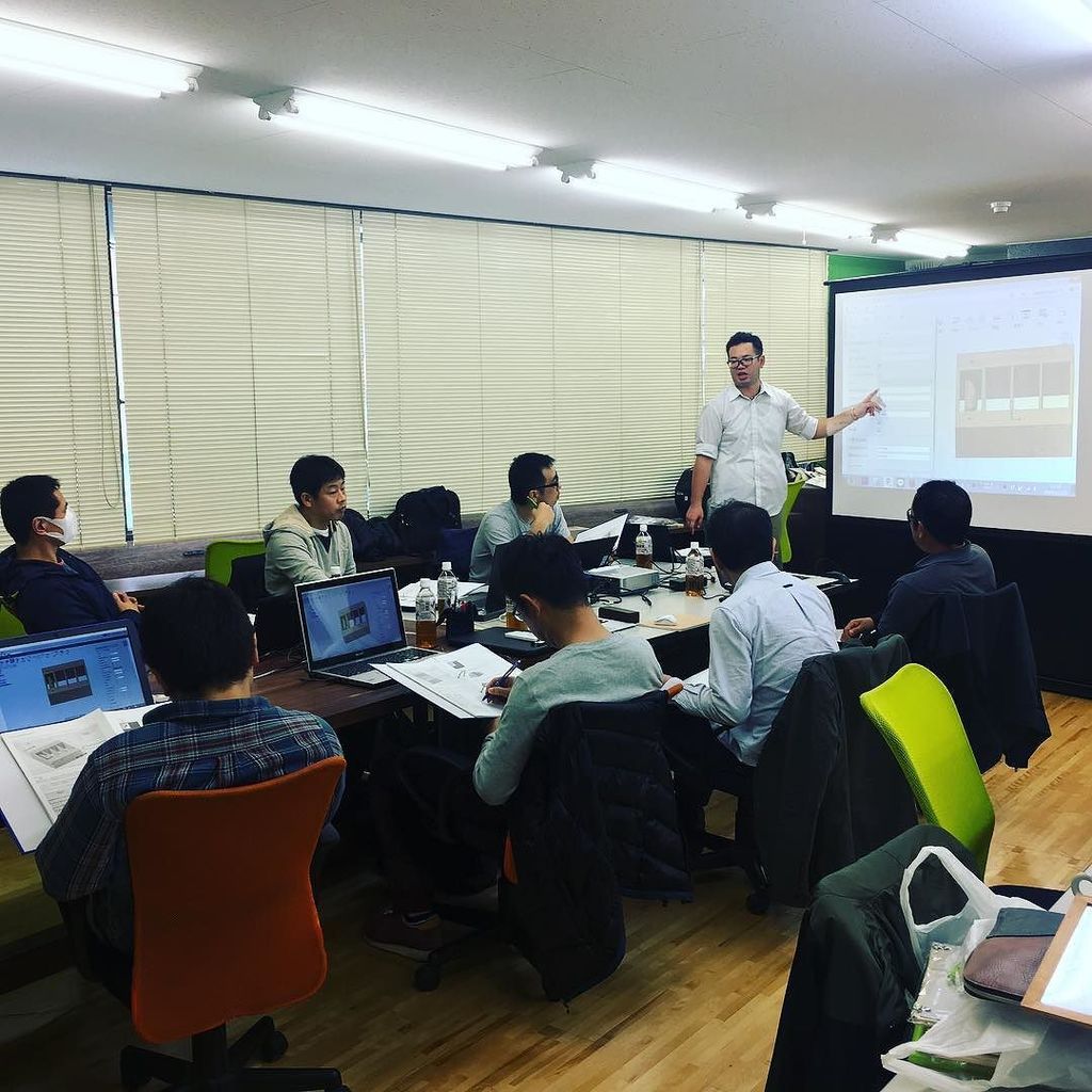 cre8_base's tweet image. 本日はワークショップが２本立て！CNCワークショップはじまりましたよ〜#cnc #roland #workshop #3dcam ift.tt/2fcg4u7