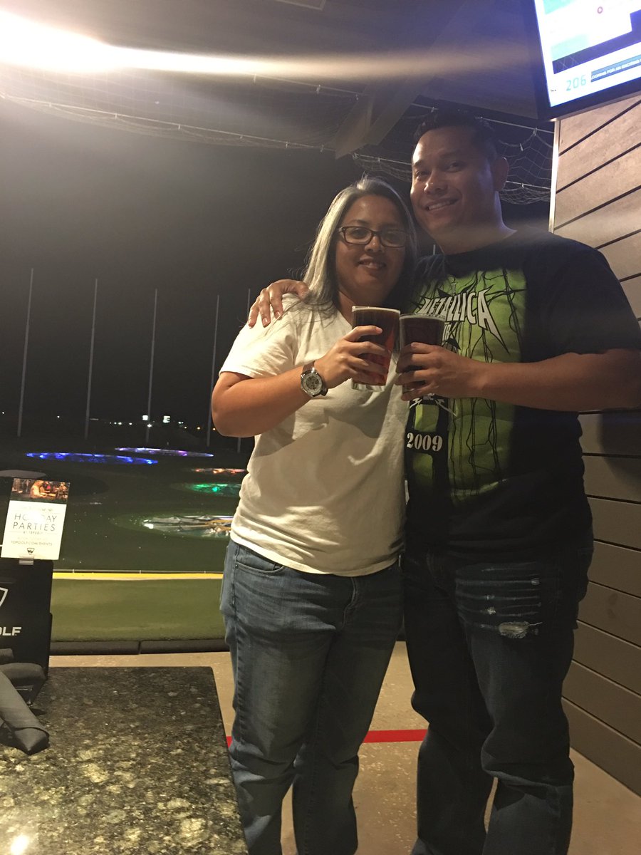 Rogerapalacios's tweet photo. @IrenePalacios3 @TopgolfSAT  #cheers https://t.co/8pEE5mgRx2