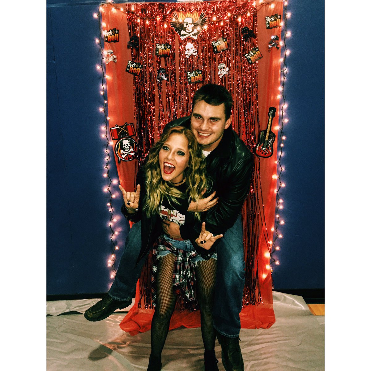 m_elizabeth88's tweet photo. Thanks for being the best Rock N' Roll date โค๏ธ๐ค๐ผ#csuadpi https://t.co/0UU6Cb1wuT