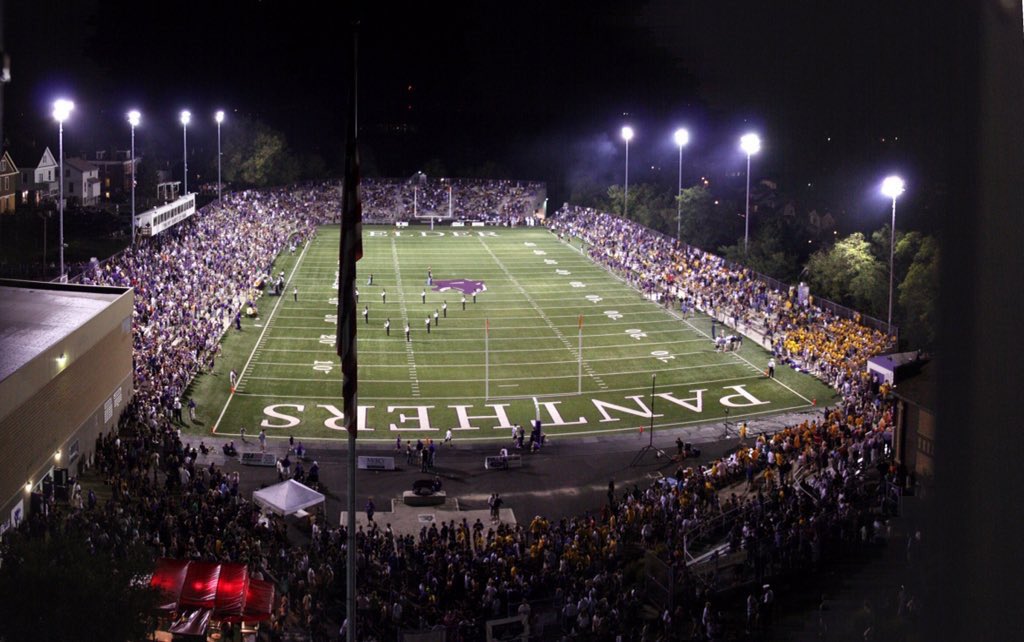 SectionGoals's tweet photo. "The Pit"
Elder High School
Cincinnati, Ohio https://t.co/YoVfxcwk2l