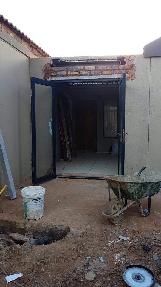 AardAteljee's tweet photo. House van der Linde + Smith 
- Renovations &amp; Additions

QS &amp; Construction - Blue Line Developments - PTY Ltd https://t.co/FQMO4jbC5F