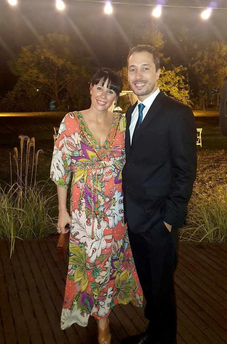 pilance's tweet photo. #maxro sean muy felices!!! https://t.co/lyLMFnJF9G