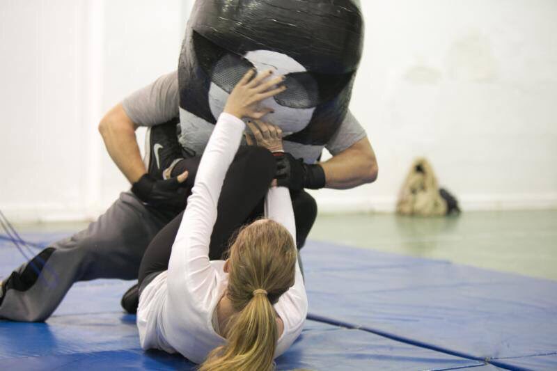 Dermalogicajane's tweet photo. Our youngest daughter teaching IMPACT self defense to other young women. Strong body & minds FITE ready! #whyweFITE https://t.co/xATRfpLxwl