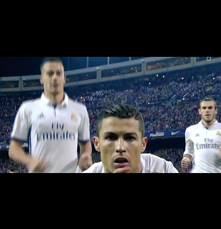 ZM187's tweet photo. صباح الخير 

#ريال_مدريد https://t.co/MdjyvaxokS