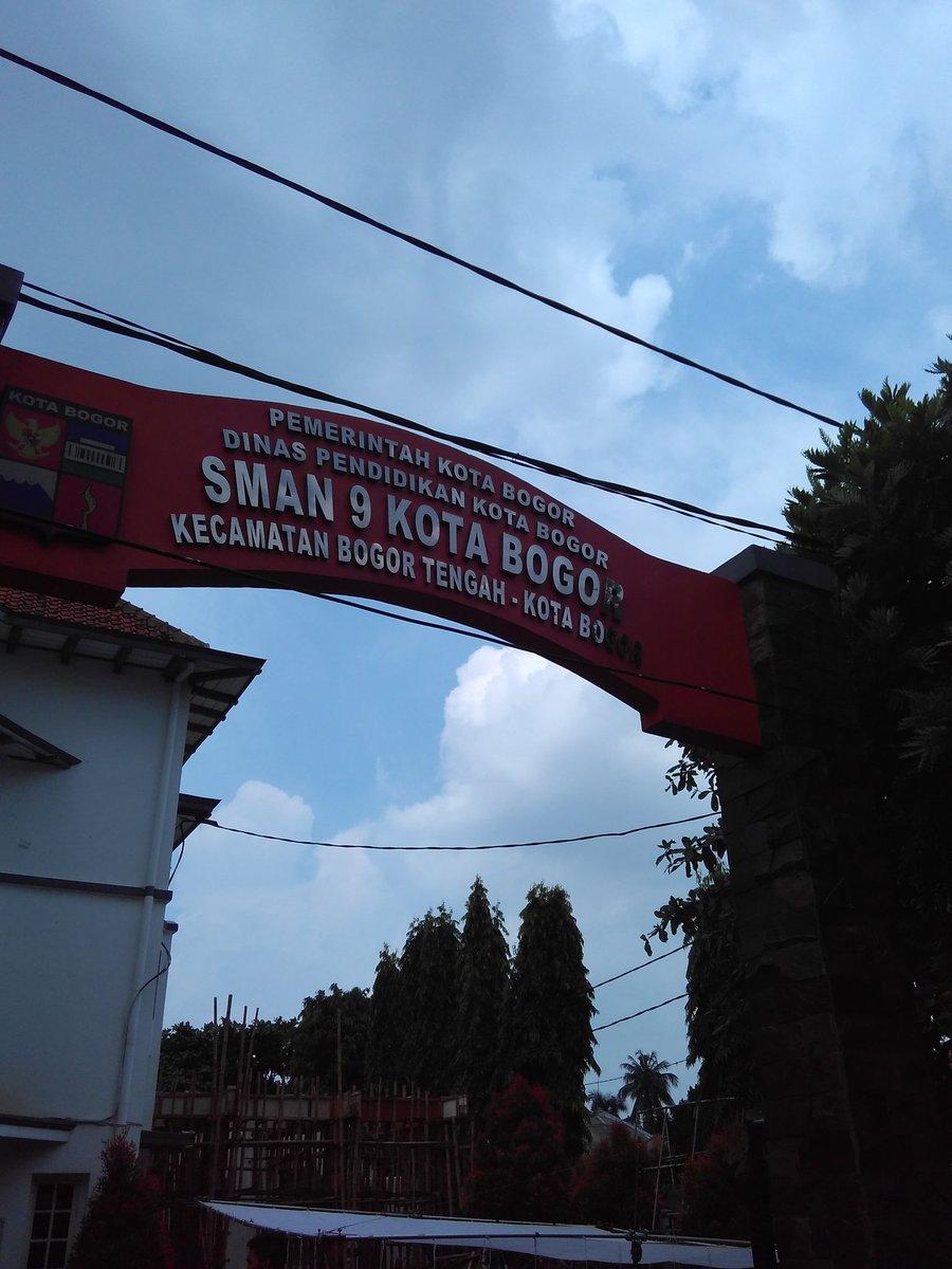 Bryantsntso_'s tweet photo. SMAN 9 KOTA BOGOR https://t.co/JdKPKJQ93v