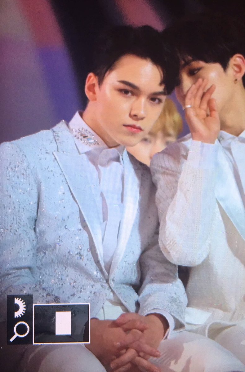PREVIEW] 161119 2016 MelOn Music Awards SEVENTEEN Vernon Hoshi