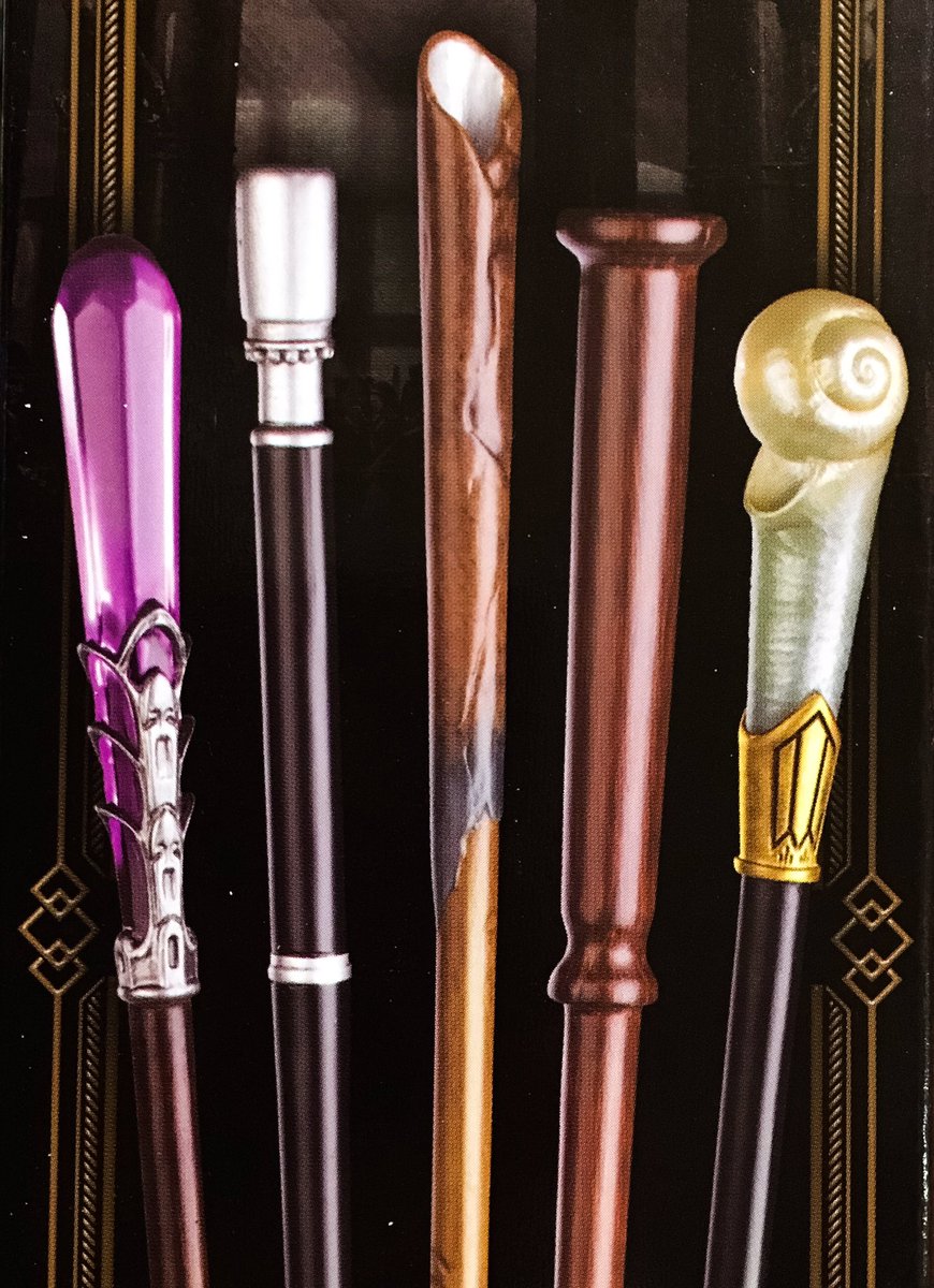 ファンタビ前売り特典の杖の箱にはスキャマンダー以外の杖も載ってる