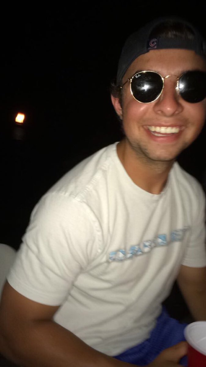 rcarr5_'s tweet photo. Legend. https://t.co/aG4DZxWi8I