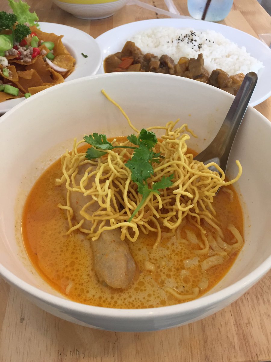 CMFoodHub's tweet photo. Next level Khao soy at Ongtong Noodles. Nice! https://t.co/GPUQHeHmuW