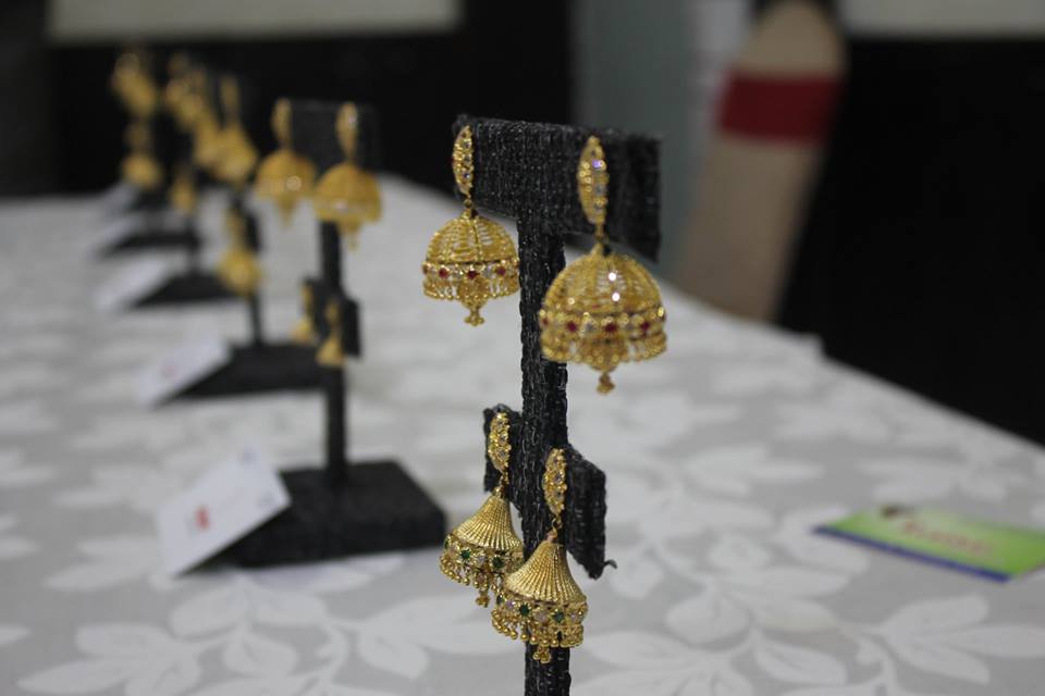 aucventures's tweet photo. Exploring the jewellery industry in the bucolic vicinities of Tamil Nadu continues and guess what? It's totally Awesome! #Jewellery #CRM https://t.co/mylDeHpPHD