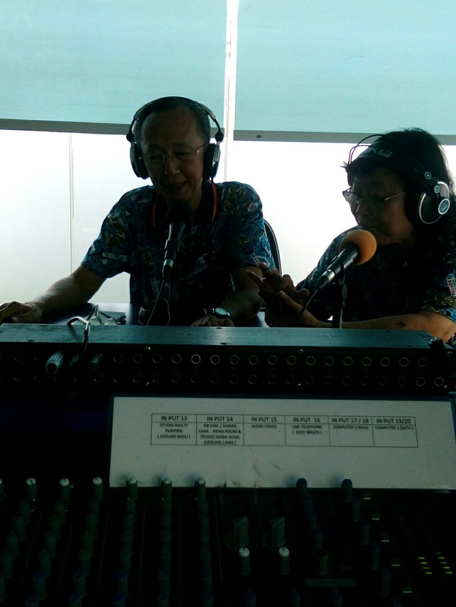 Mau denger lagu-lagu mandarin?sekarang saatnya stay tune 
@pro1rricirebon