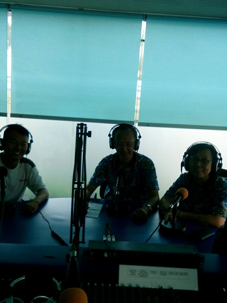 Acara mandarin setiap minggu sore mulai pkl.15.30-16.30 wib bersama pak Lim&amp;ibu inggit
@pro1rricirebon