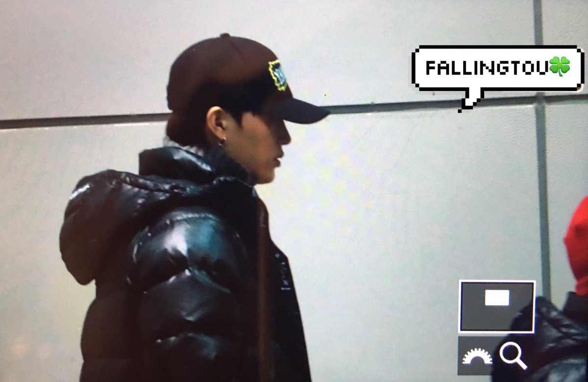 fallingtotaeil's tweet photo. 161120 coex #Taeil #태일 #문태일 #NCT127 https://t.co/CTO0sOeAbJ