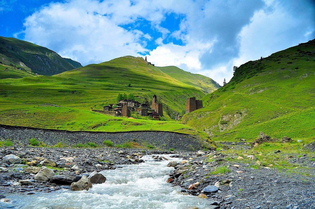 exploresilkroad's tweet photo. We offer you +180 ready-made tours through the Great Silk Road countries. Travel with us! https://t.co/tStAL7mx2h #silkroad #centralasia https://t.co/PKGvYKFfpF