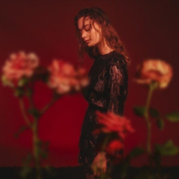 KALTBLUTMAG's tweet photo. Taken from THERE’S A #GARDEN IN ME https://t.co/8JqIg3ICeI A #KALBLUT #exclusive #womenswear #editorial by #AlexSt… https://t.co/vDr4gnSfN4