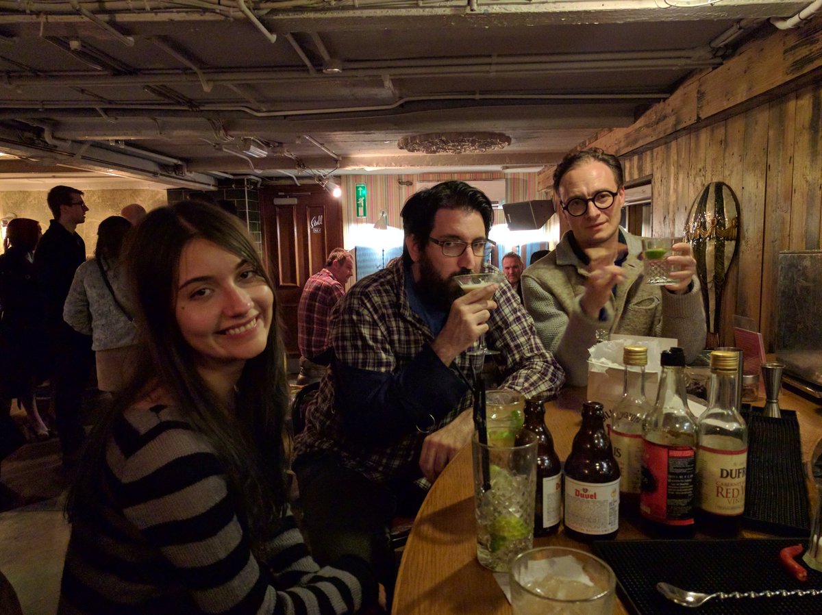 CiroContns's tweet photo. @kurai @flameens @maurovanetti it was a fun night, full of randomness 😆 Photo proof https://t.co/g9Fu7afEaz